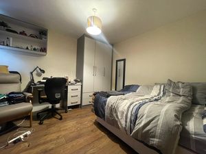 Photo 6- click for photo gallery